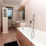 Spacious Near Bocconi Апартаменты