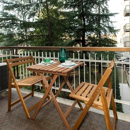 Spacious Near Bocconi Апартаменты